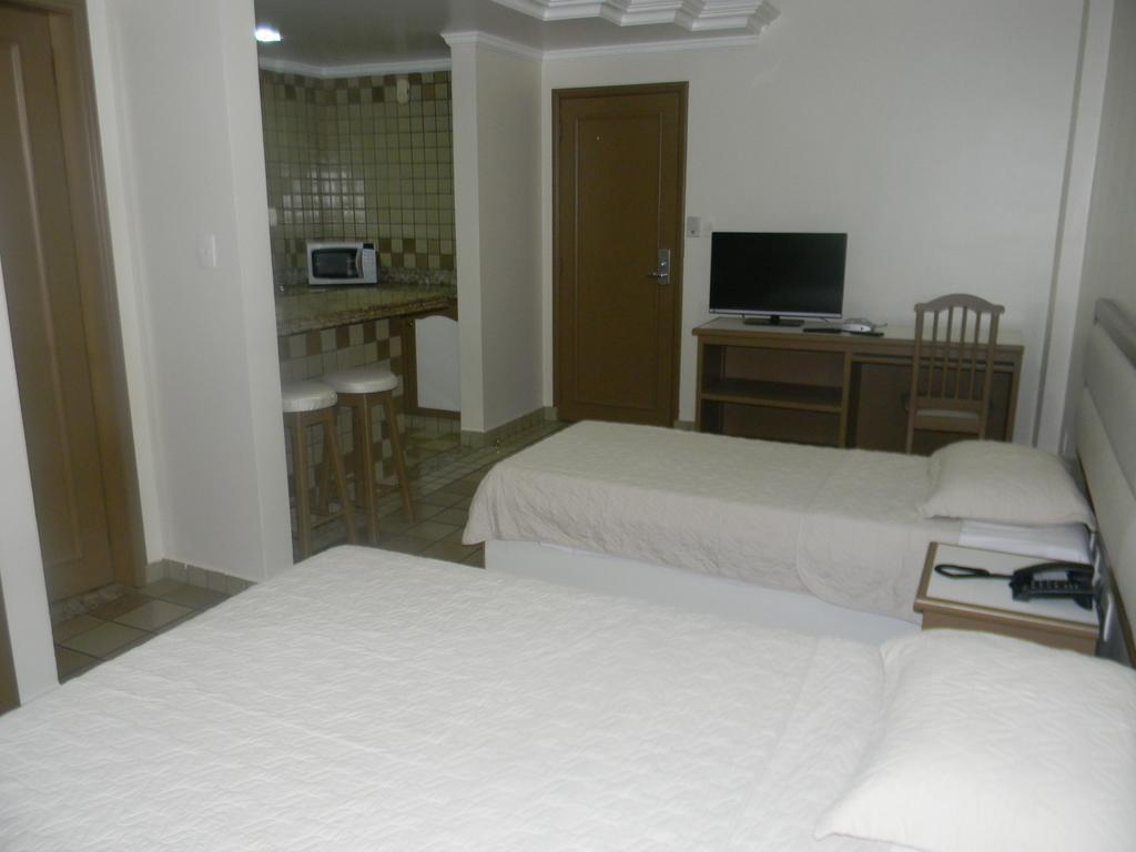 Hotel Slaass ماناوس الغرفة الصورة