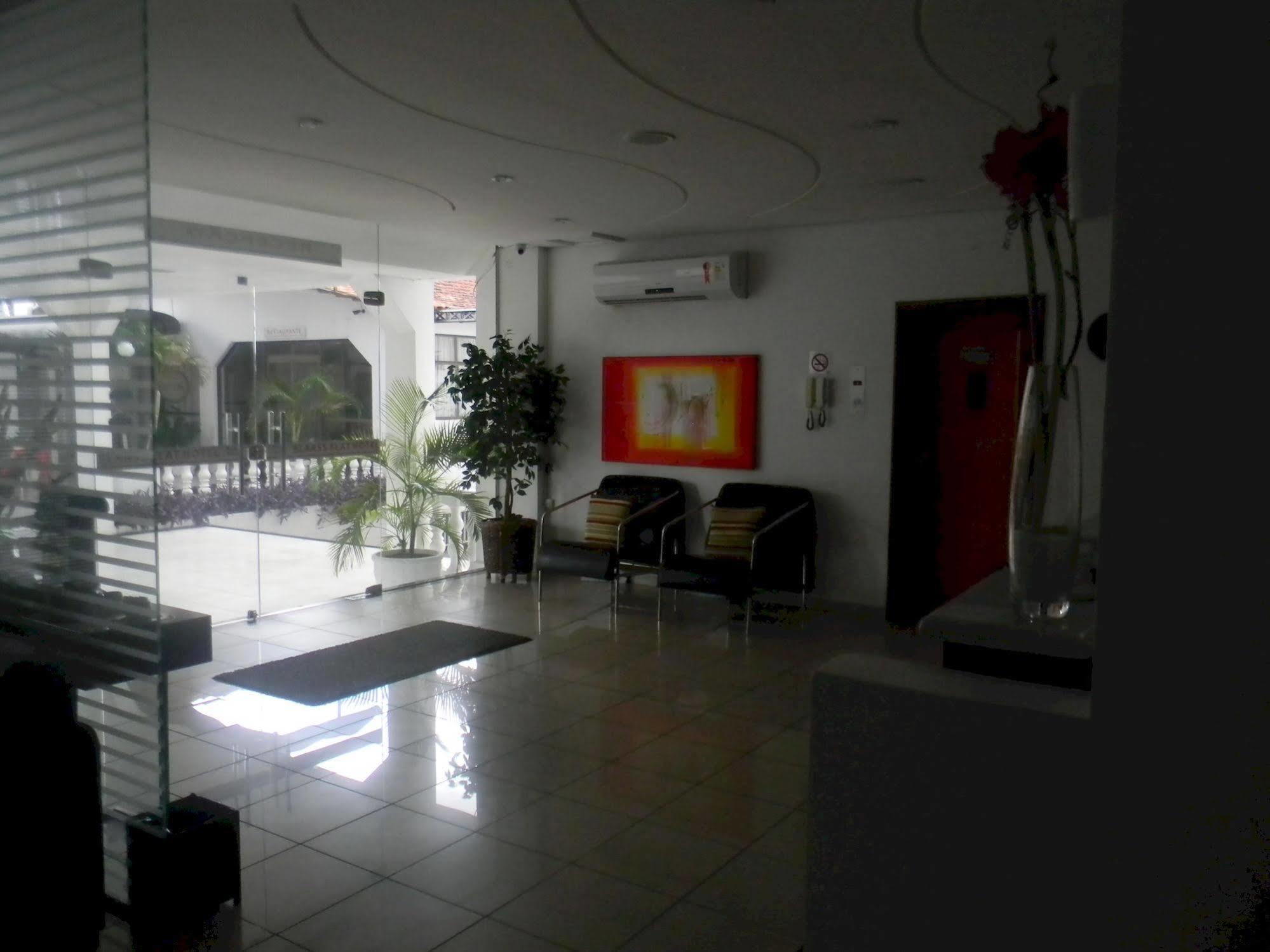 Hotel Slaass ماناوس المظهر الخارجي الصورة