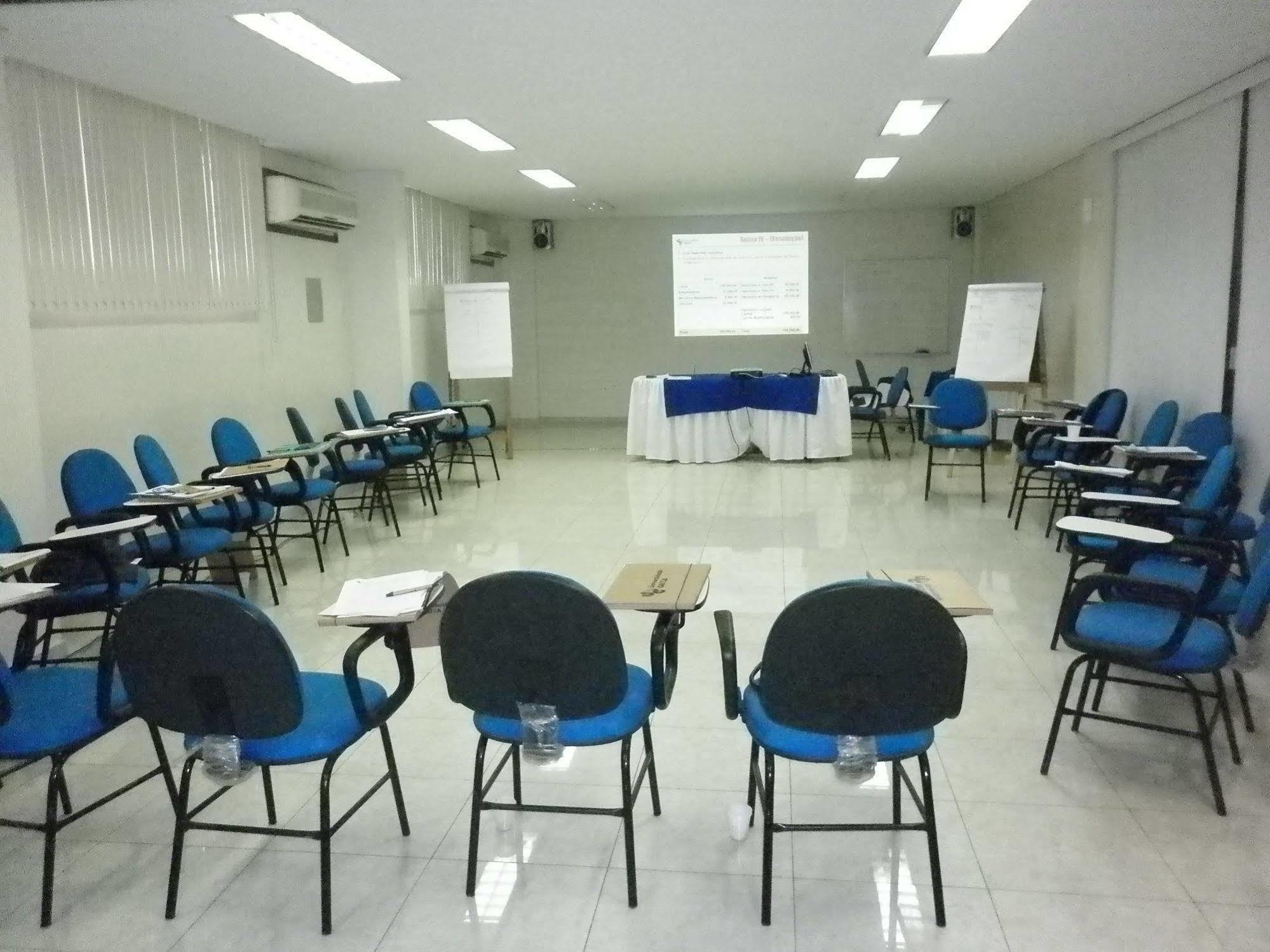 Hotel Slaass ماناوس المظهر الخارجي الصورة