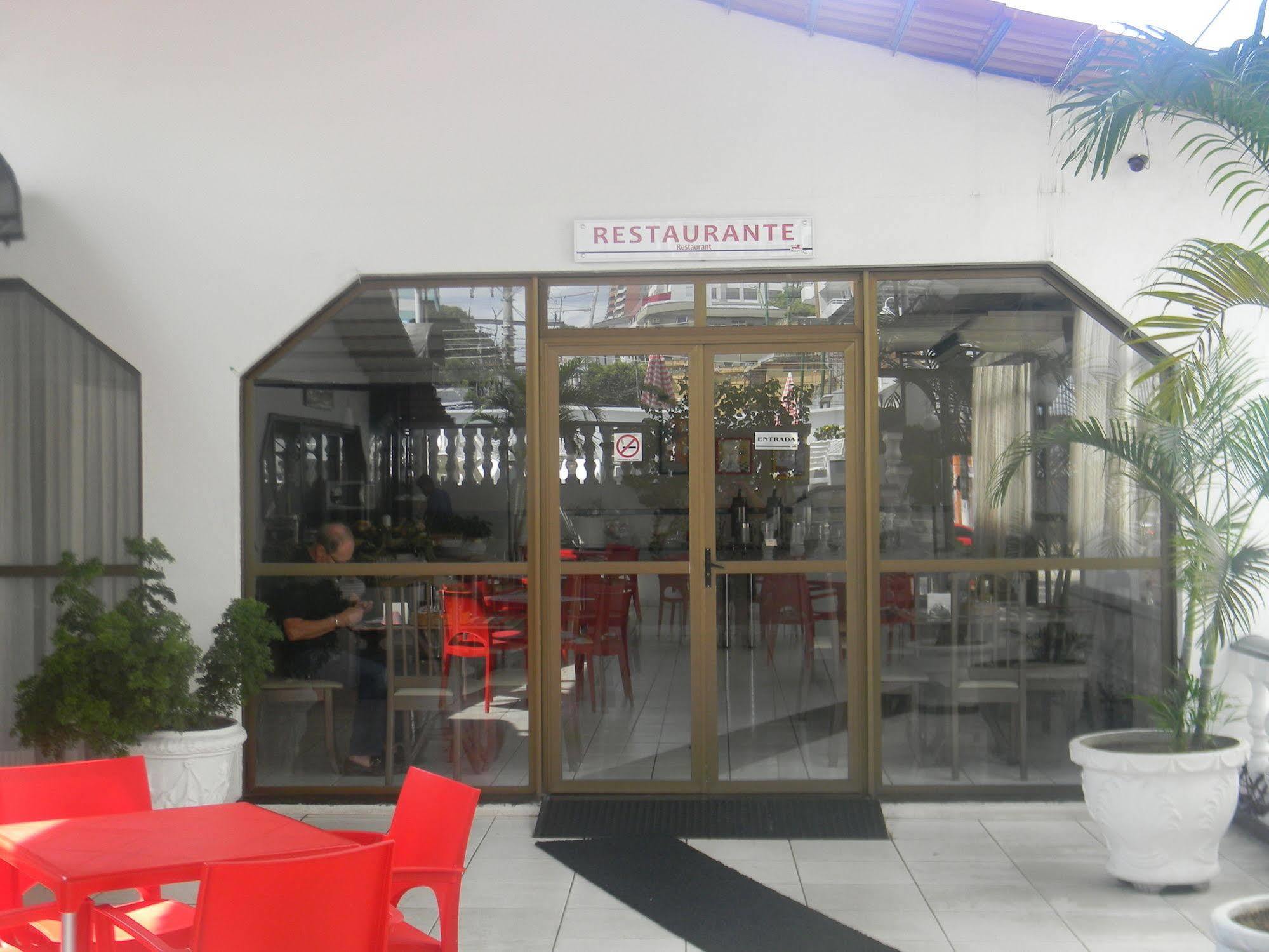 Hotel Slaass ماناوس المظهر الخارجي الصورة