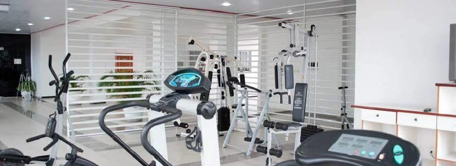Hotel Slaass ماناوس المظهر الخارجي الصورة